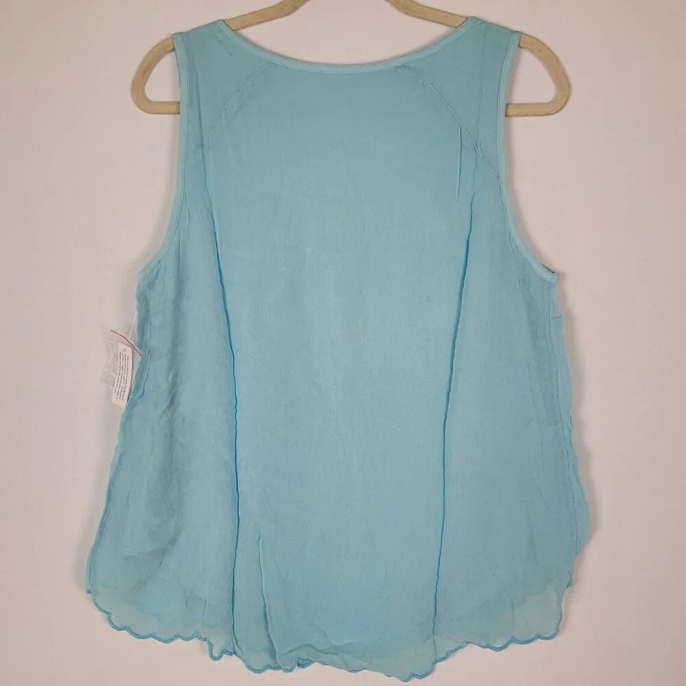 NWT Soft Surroundings Lani Tank Missy Blue Hazel Embroidered Buttons Size Medium